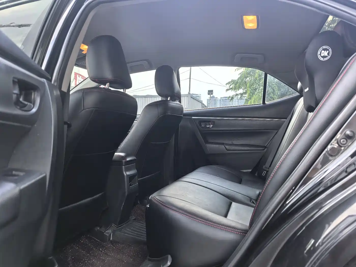 Toyota Corolla 2017 Facelift 1.2T S-CVT GL фото 6