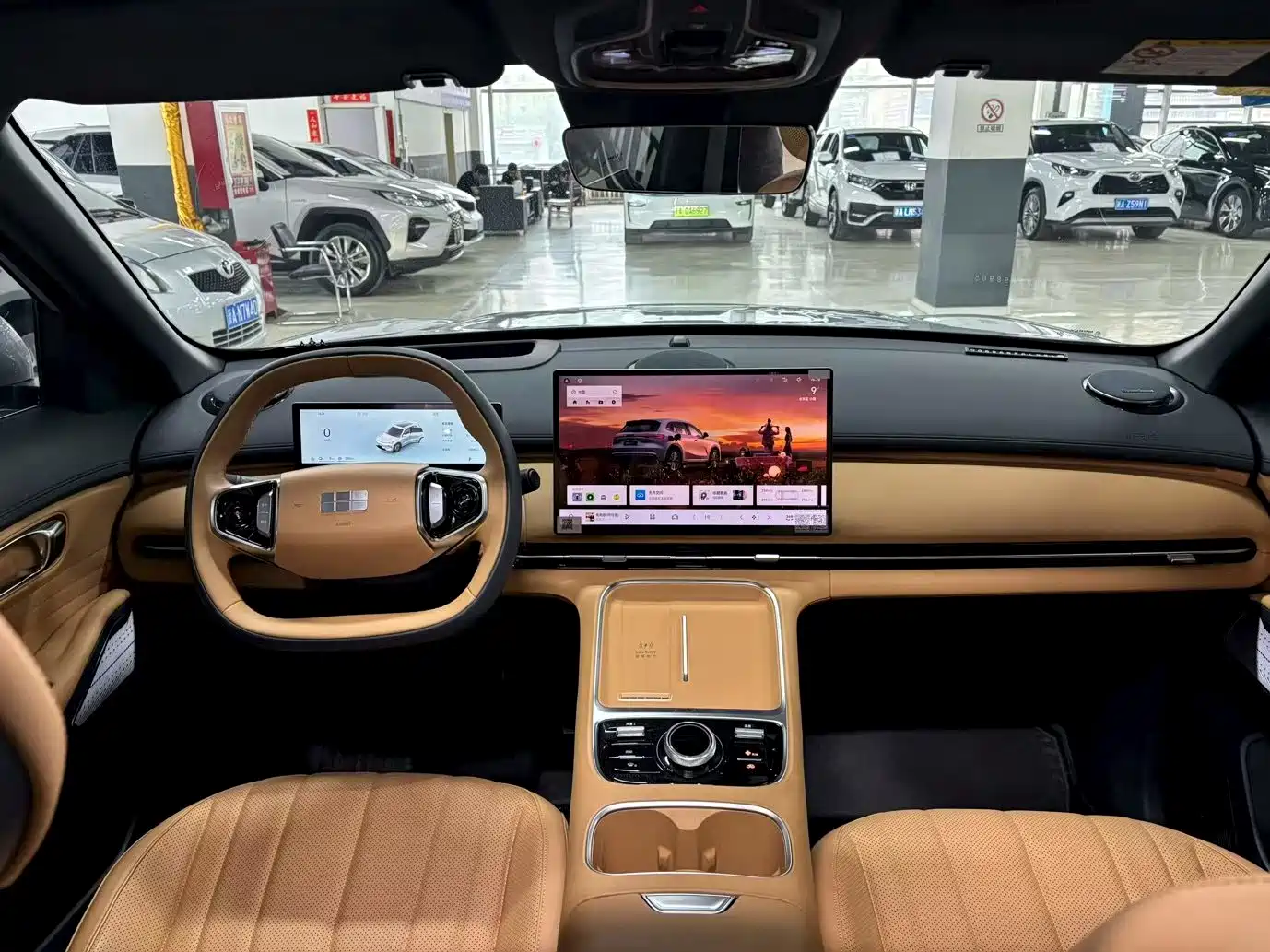 Geely Galaxy Galaxy L7 2025 EM-i 115km Explorer+ Edition фото 5