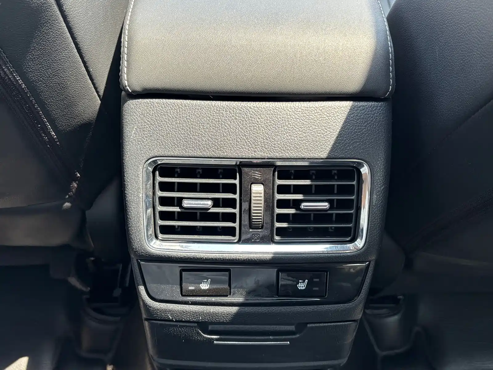 Фото 14 - Subaru Outback