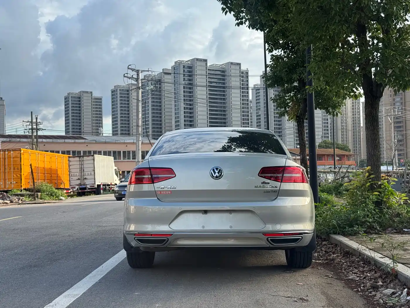 Volkswagen Magotan 2017 330TSI DSG Luxury фото 7