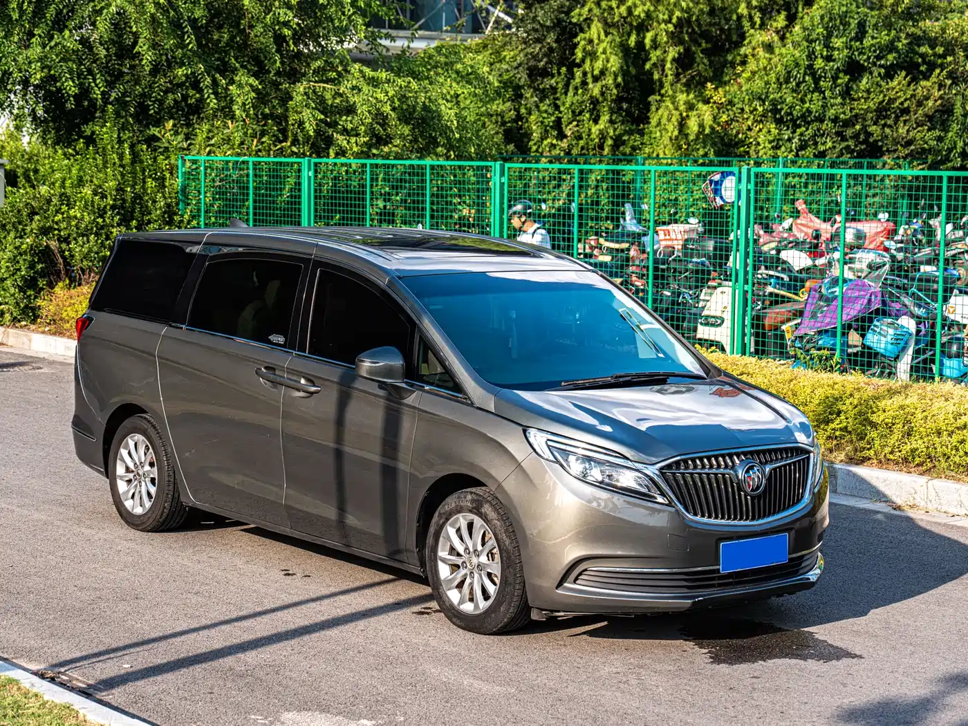 Buick GL8 2017 ES 28T Comfort Type China V фото 3
