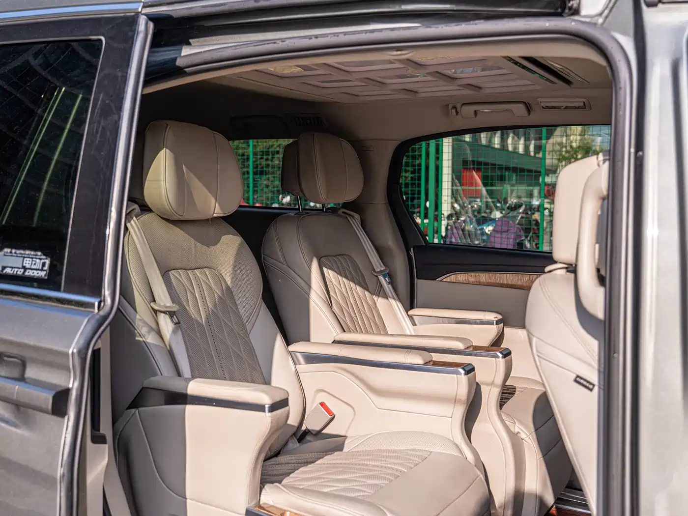 Buick GL8 2017 ES 28T Comfort Type China V фото 9