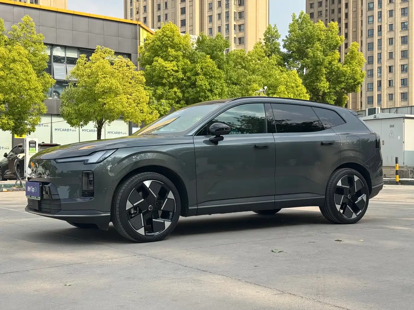 Volvo XC70 Plug-in Hybrid 2025 High-end Version