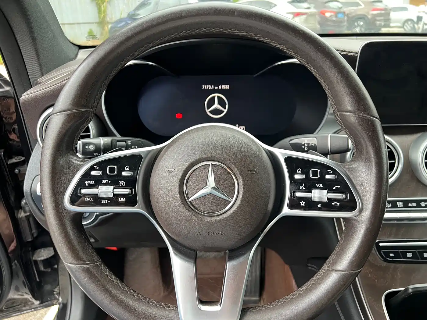 Mercedes-Benz GLC 2021 GLC 260 L 4MATIC Luxury фото 10