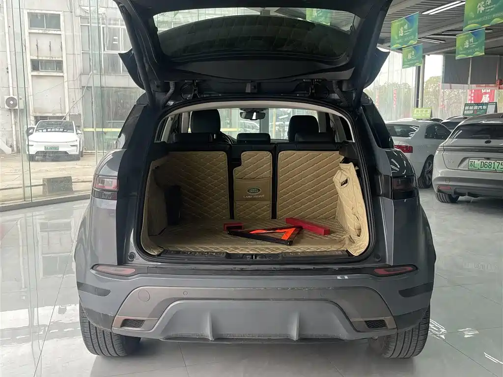 Land Rover Range Rover Evoque 2020 249PS R-DYNAMIC S Sport Edition фото 9