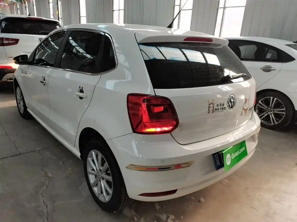 Volkswagen Polo 2018 1.5L Auto Comfort фото 5