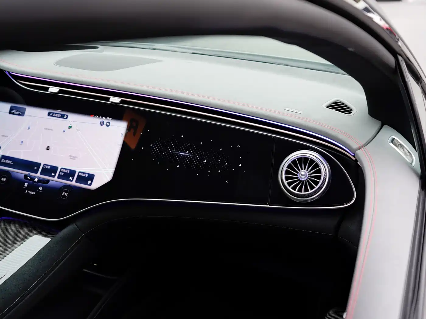 MERCEDES-BENZ EQS AMG