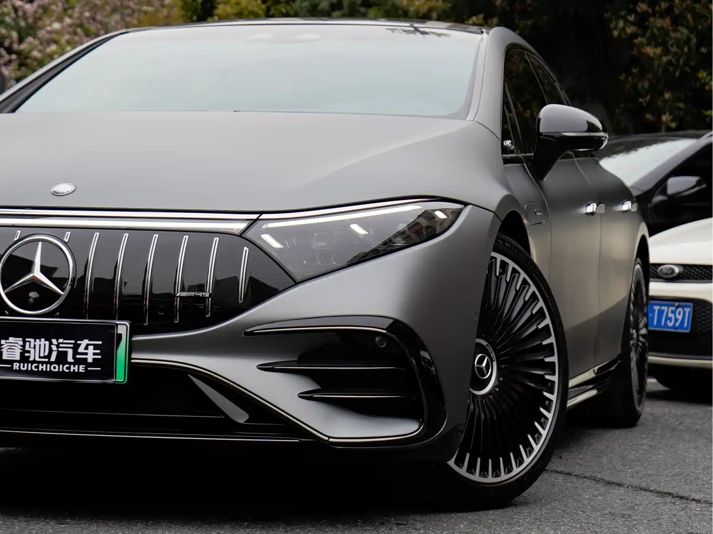 MERCEDES-BENZ EQS AMG