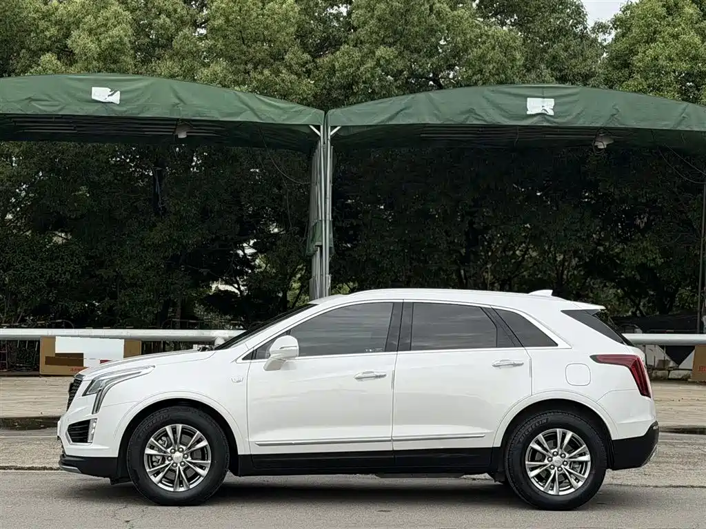 Cadillac XT5 2020 Facelift 28T Luxury Model фото 3