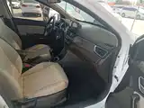 Фото 25 - Baojun 310W