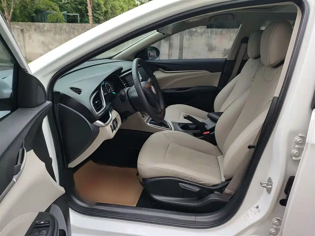 Buick Excelle 2021 Exemplar 1.5L Auto Elite фото 19