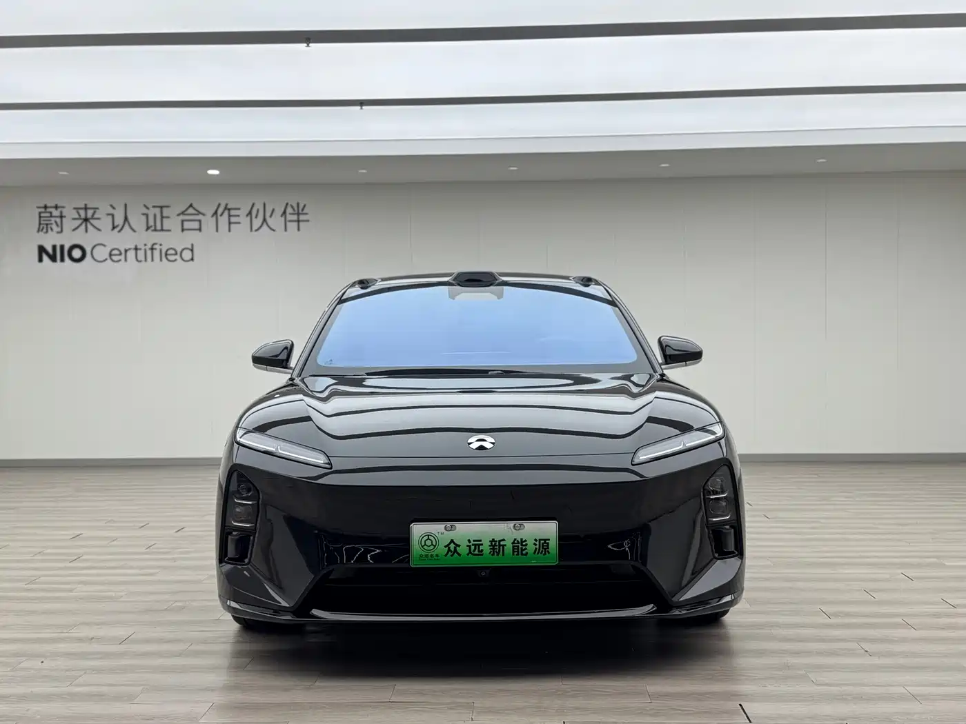 NIO NIO ET5
