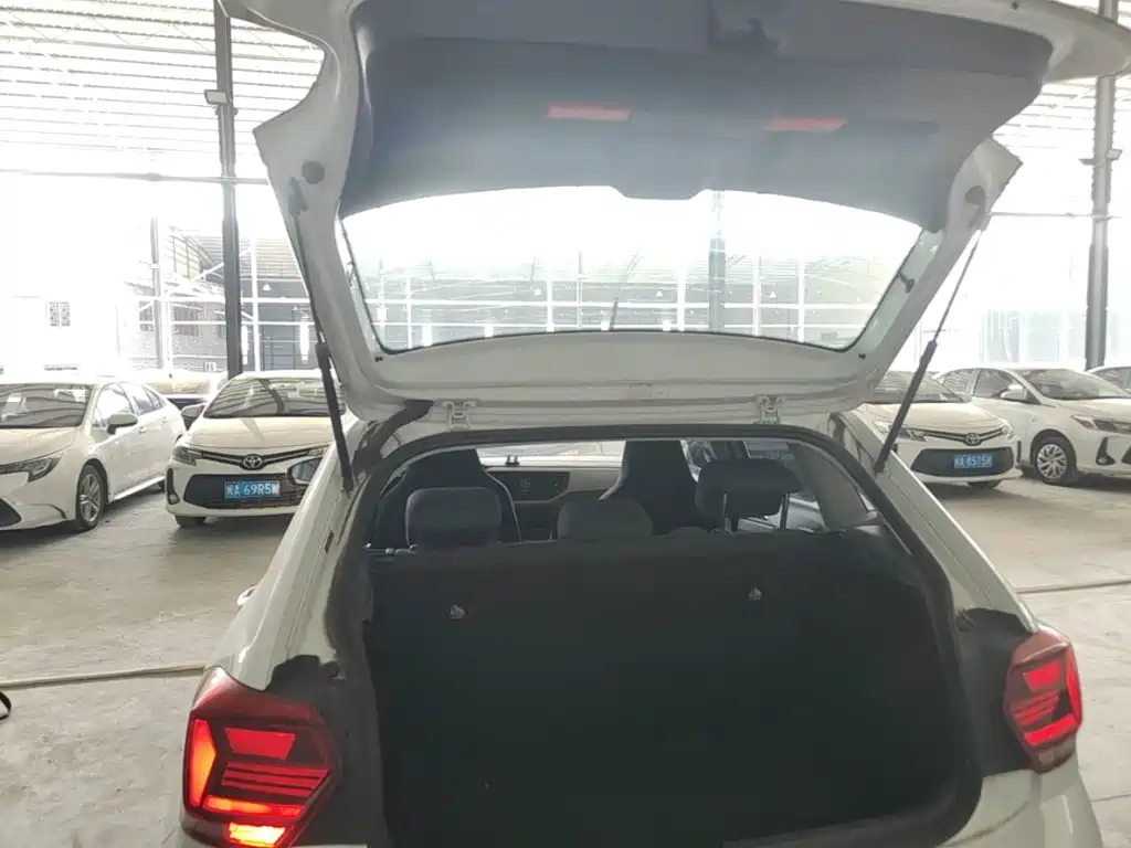 Volkswagen Polo 2023 2023 Facelift Plus 1.5L Auto Joyful Living Edition