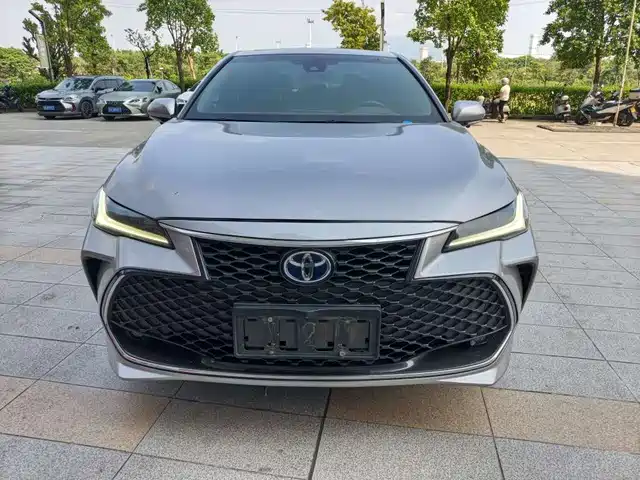 Toyota Avalon 2022 2.5L Luxury Edition — фото 3