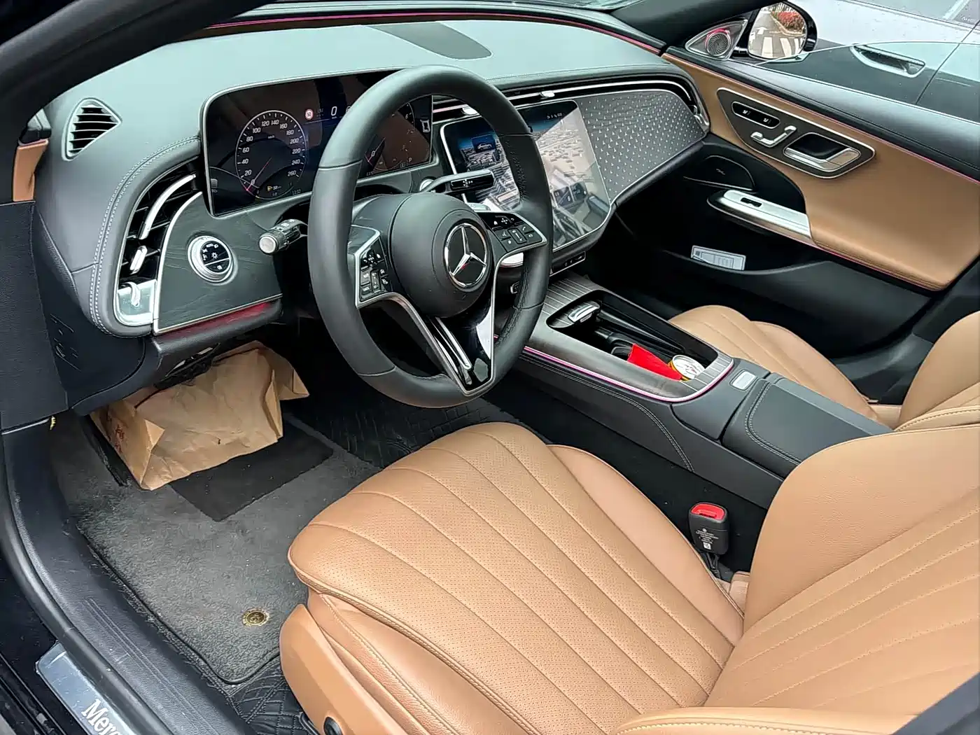 Mercedes-Benz E-Class 2025 E 300 L Fashion фото 7