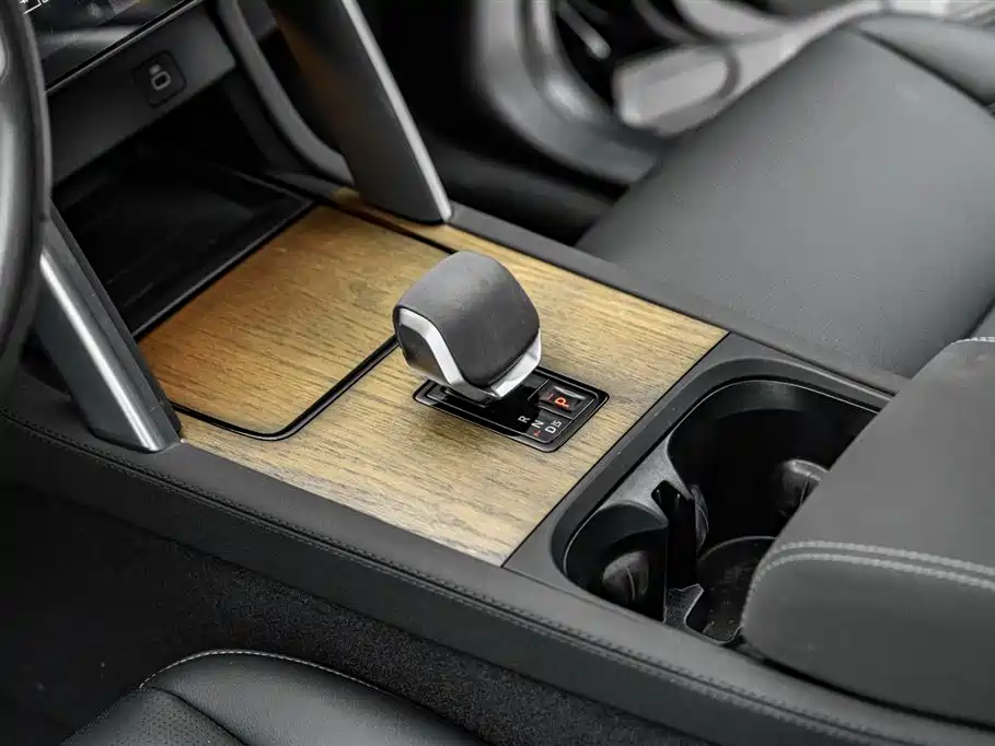 Land Rover Discovery Sport 2024 Performance Technology Edition фото 18
