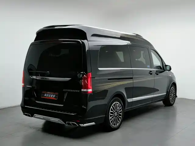 Mercedes-Benz V-Class 2020 V 260 Navigator Edition — фото 3
