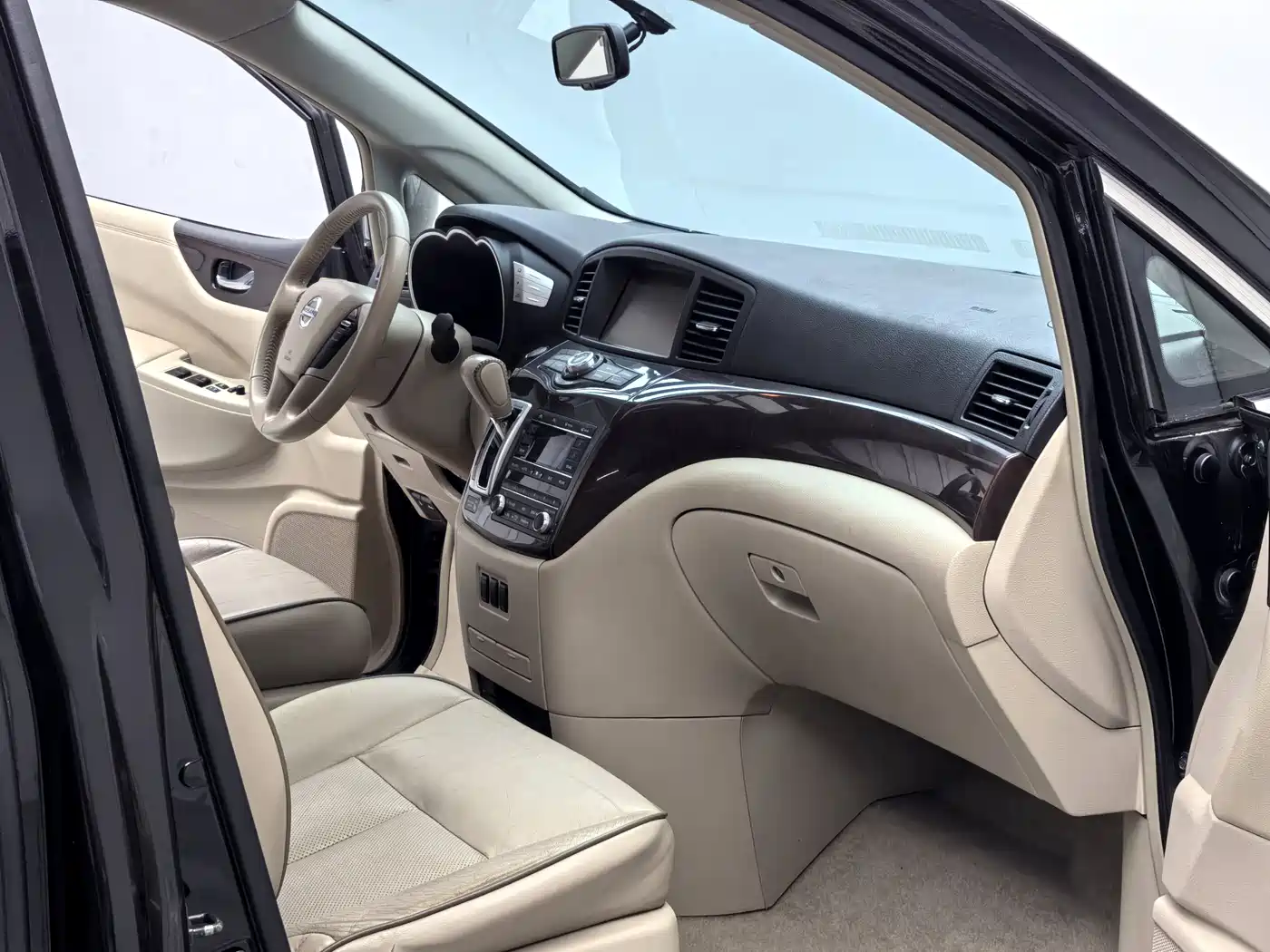 Nissan Quest 2015 3.5L SL фото 4