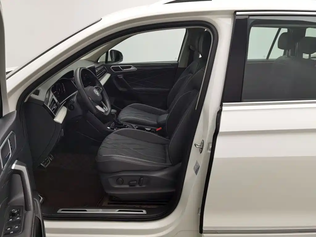 Volkswagen Tiguan, миниатюра 10