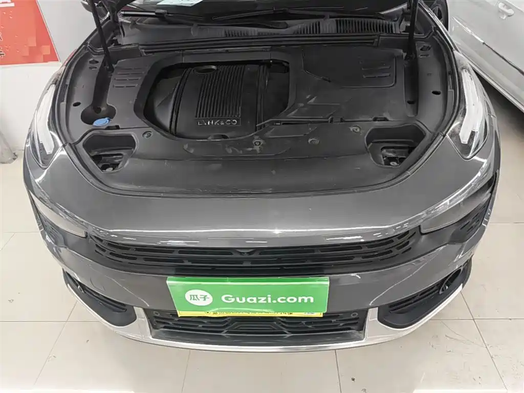 Lynk & Co 02 2018 1.5T DCT 2WD Power Pro Edition China V фото 20
