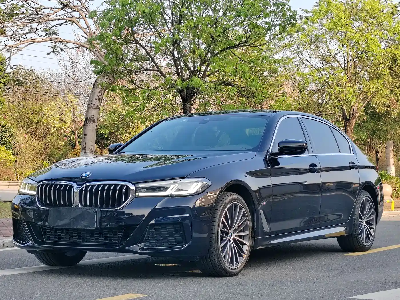 BMW 5 Series 2023 Facelift 530Li Leading M Sport Package