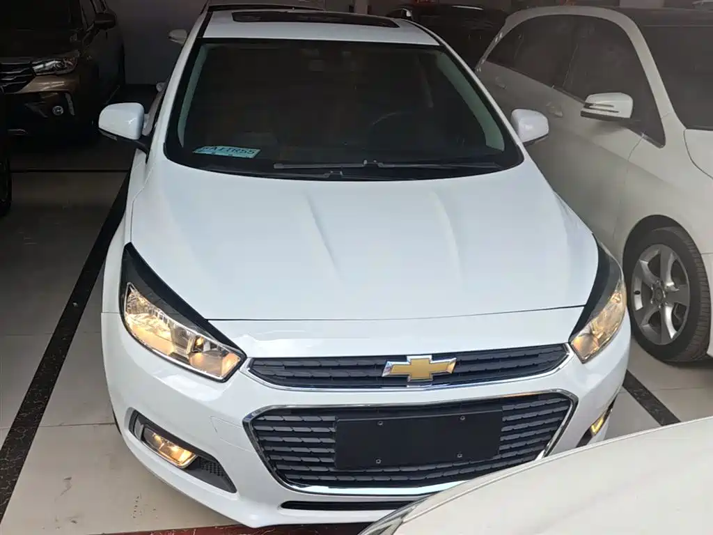 Chevrolet Cruze 2016 1.5L Automatic Luxury Edition фото 3