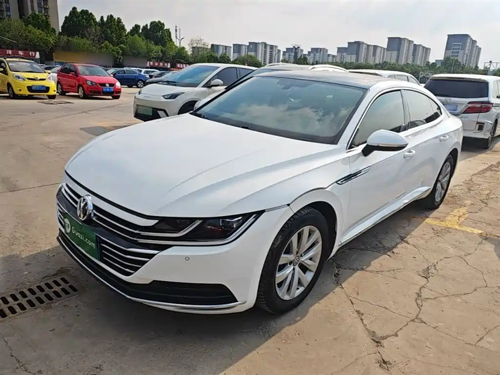 Volkswagen FAW-Volkswagen CC 2019 330TSI Luxury Appearance (China V)