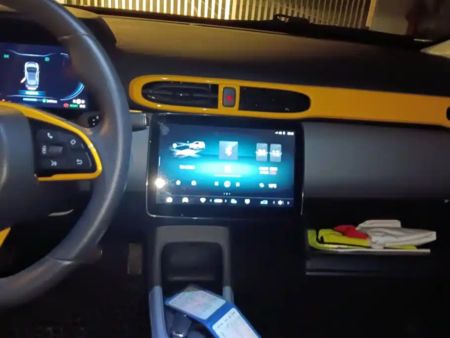 ZERO-RUNNING CAR ZERO RUN T03