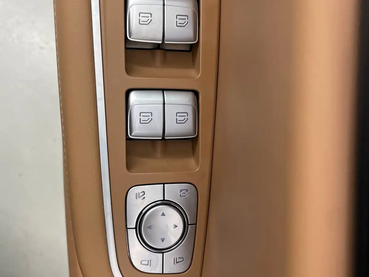 Li Auto Li ONE 2020 2020 Extended Range 6-seater