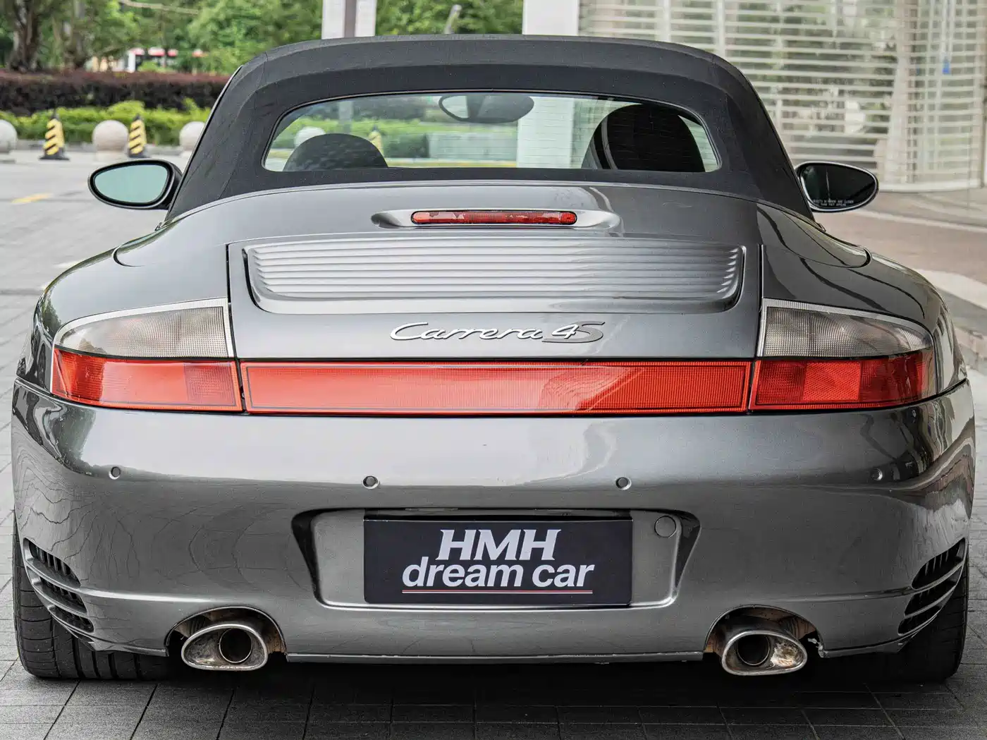 Porsche 911 2004
