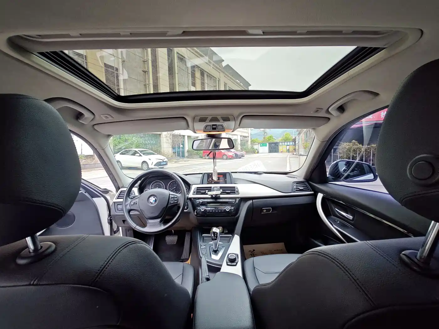 BMW 3 Series 2015 320i Super Joy Fashion фото 7