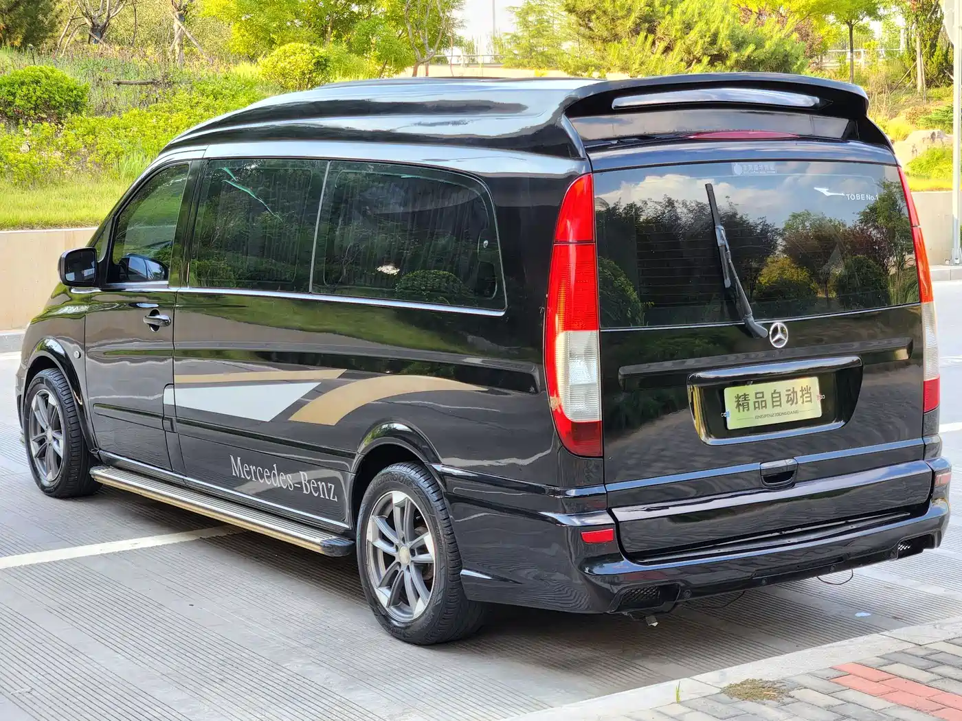 Mercedes-Benz Vito 2013 Model 3.0L Elite Edition фото 4