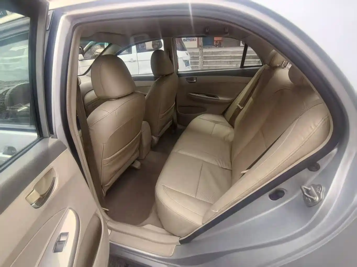 BYD L3 2013 1.5L Automatic Comfort фото 9