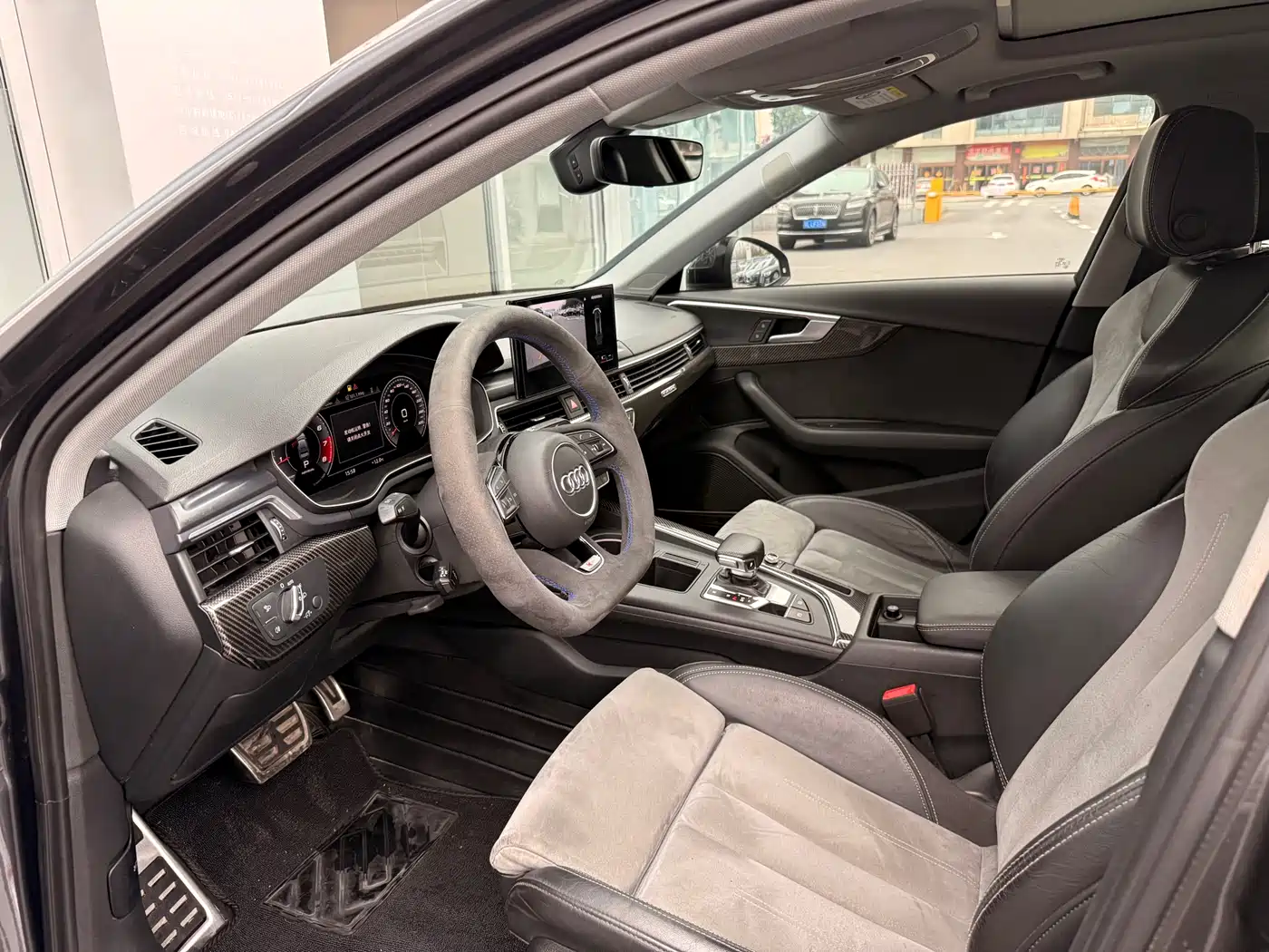 Audi A4L 2020 45 TFSI quattro Premium Dynamic фото 9