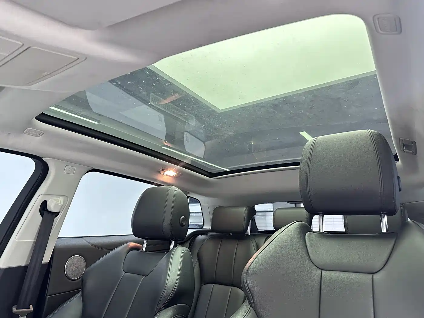Land Rover Range Rover Evoque 2018 240PS PURE Trend фото 19