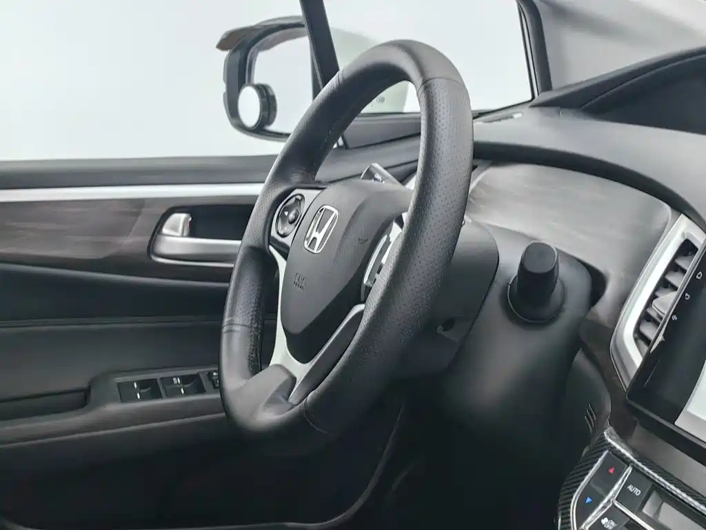 Honda Jade 2019 2020 1.8L Automatic Comfort Edition 6-Seater