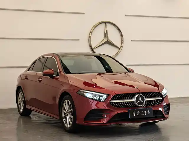 Mercedes-Benz A-Class 2020 Facelift A 200 L Sport Sedan Fashion — фото 3