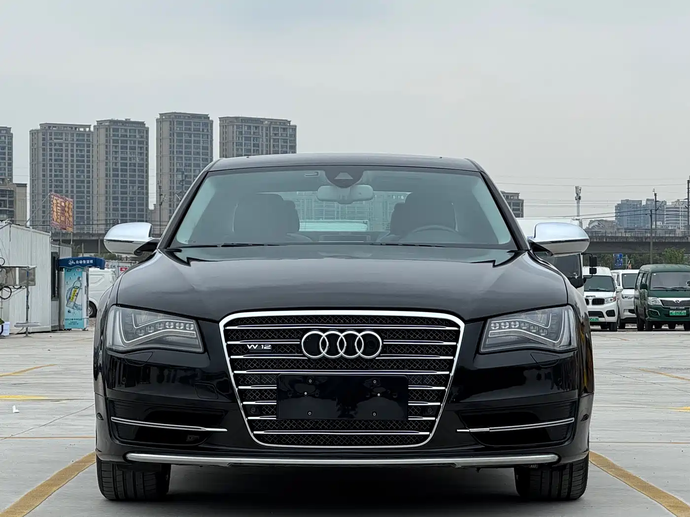 Audi S8 2013 S8 4.0TFSI quattro фото 3