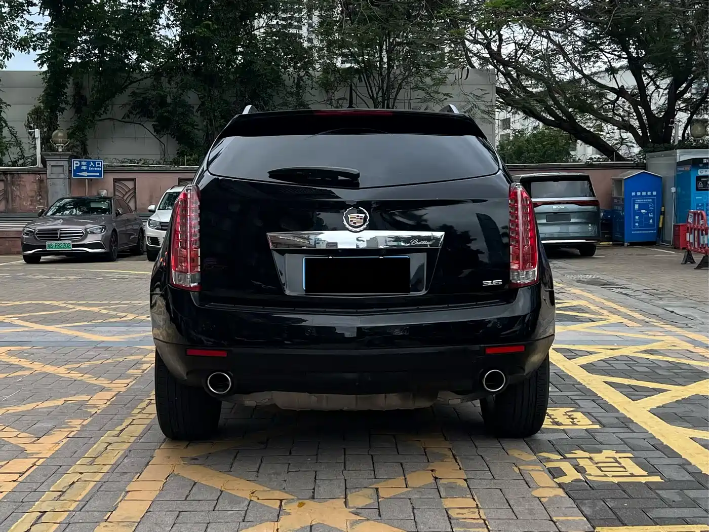 Cadillac SRX 2014 3.6L Flagship Model фото 10