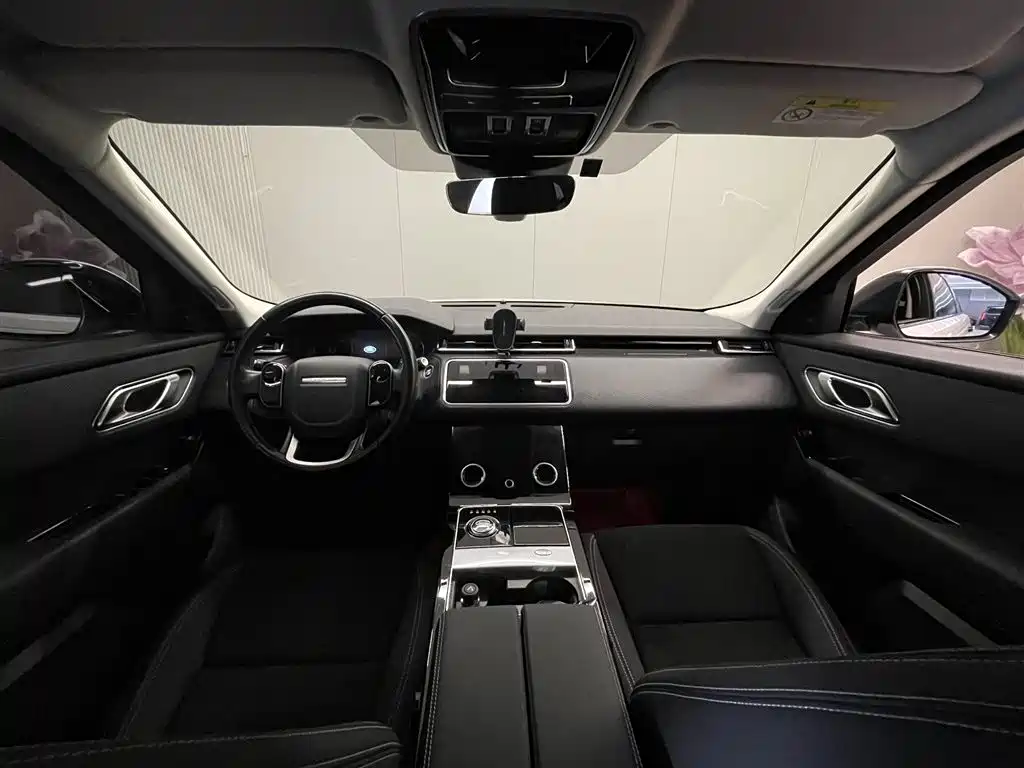 Land Rover Range Rover Velar 2019 250PS фото 12