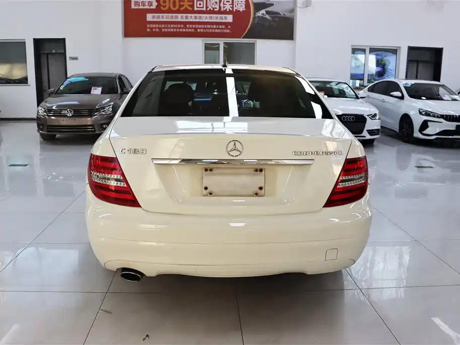Mercedes-Benz C-Class 2011 C 180K Classic фото 8