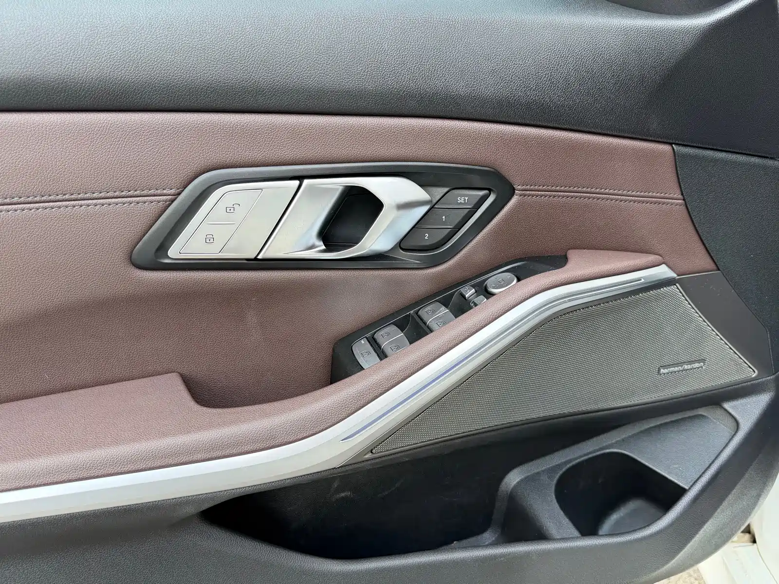 Photo 12 - BMW 3 Series