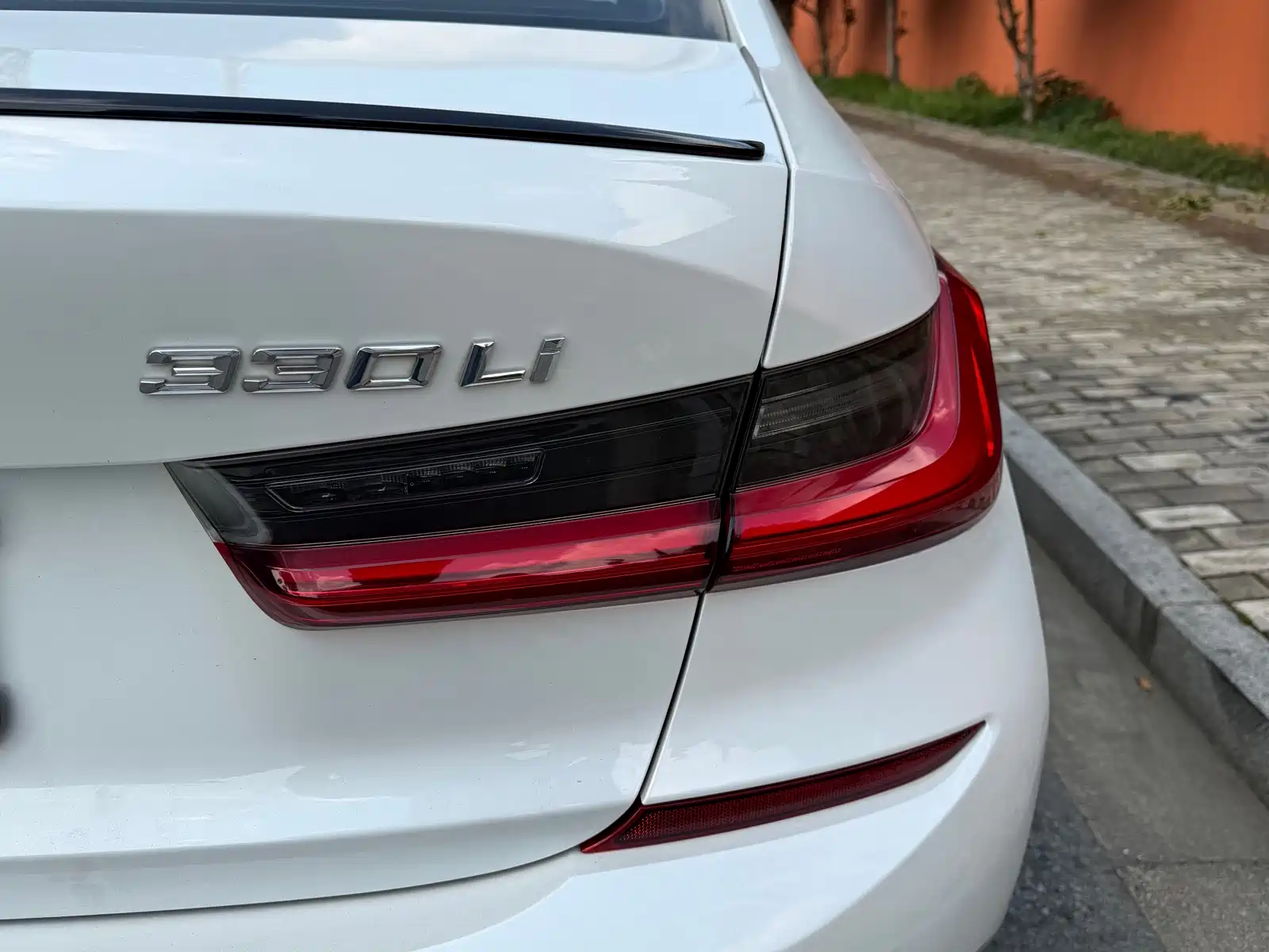 Photo 19 - BMW 3 Series