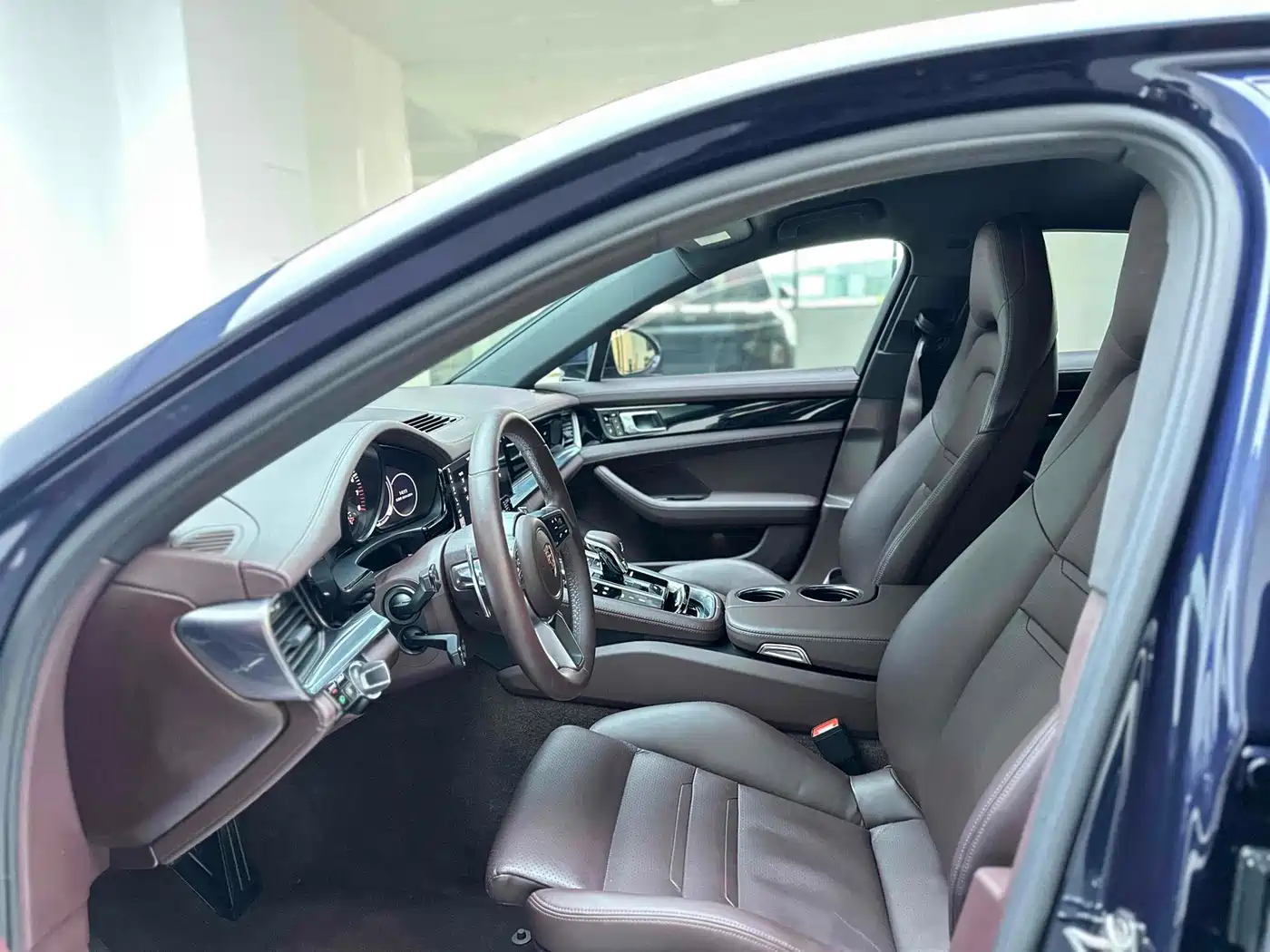 Porsche Panamera 2017 Panamera 3.0T фото 9