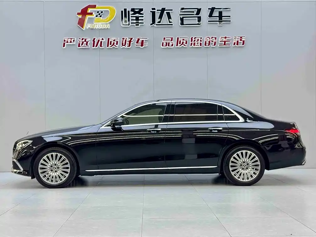 Mercedes-Benz E-Class 2022 Second Facelift E 300 L Luxury фото 4