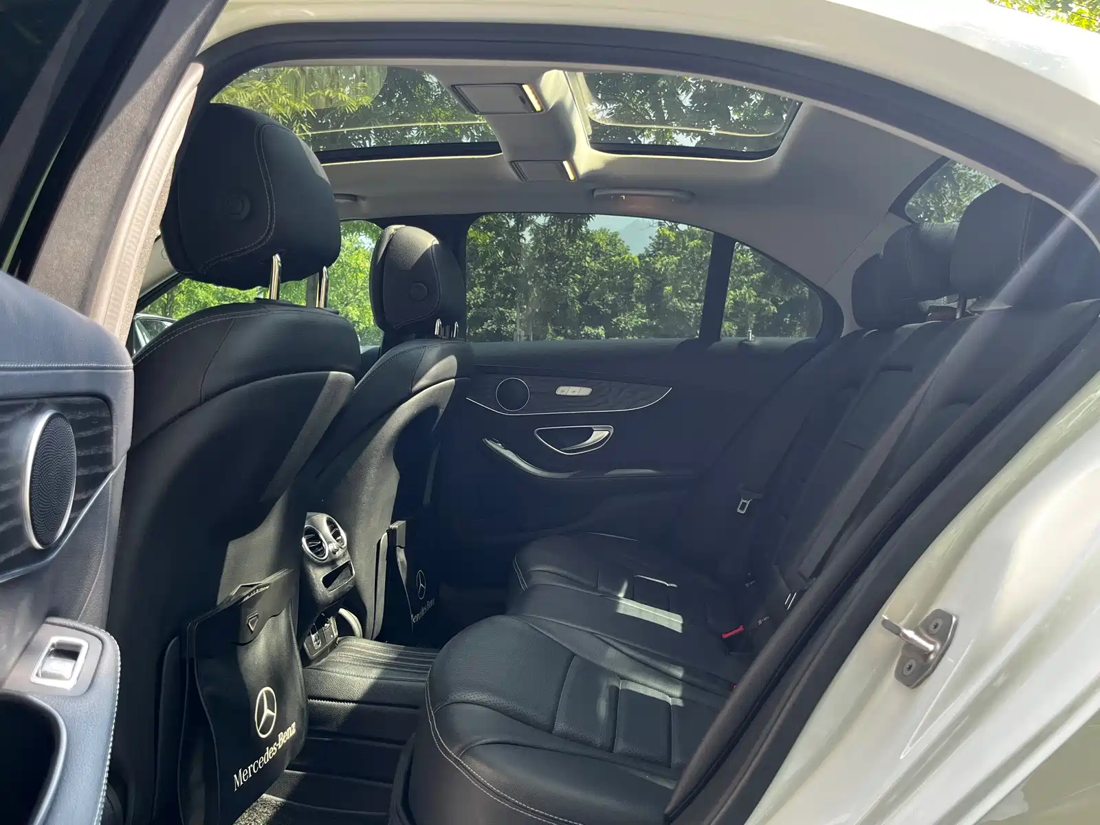Фото 6 - Mercedes-Benz C-Class