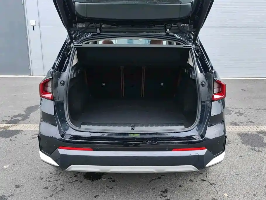 BMW X1 2026 2026 Model Year sDrive25Li X Design Package