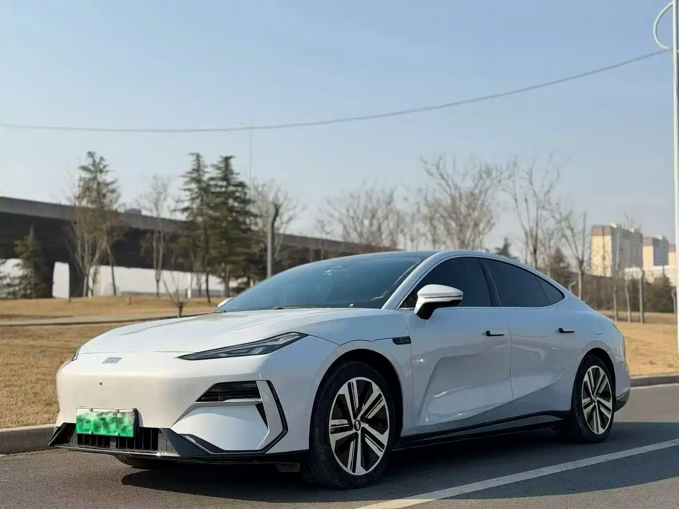 GEELY GALAXY GALAXY E8