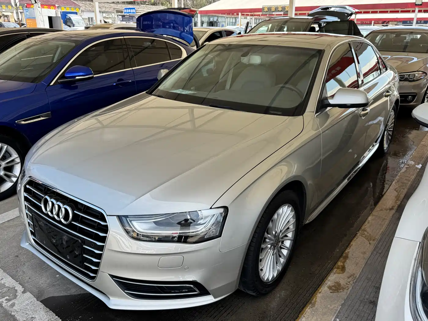 Audi A4L 2015 35 TFSI Auto Comfort