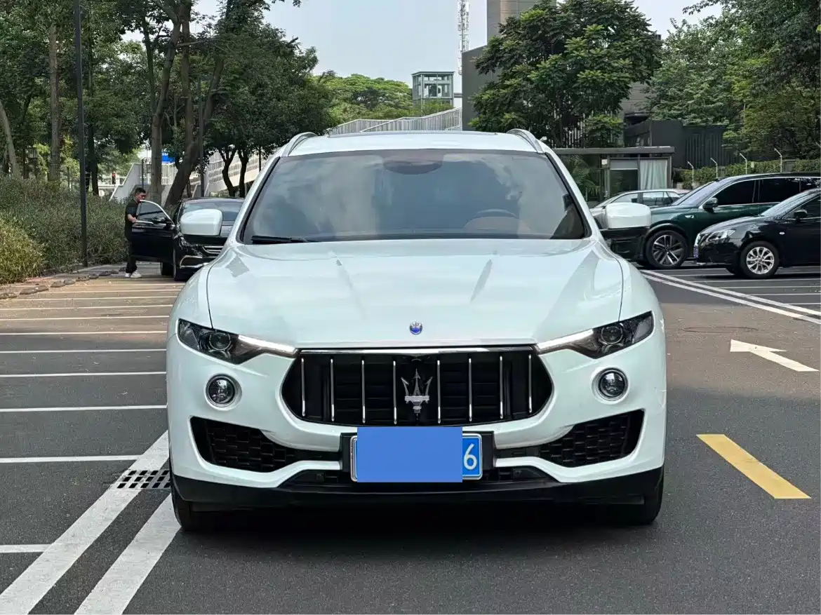 Maserati Levante 2017 2016 3.0T Standard